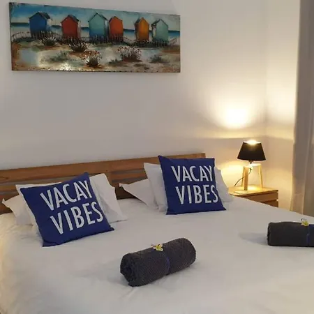 Upmarket, New, Stunning 3 Bedroom Apartment Close To The Beach!